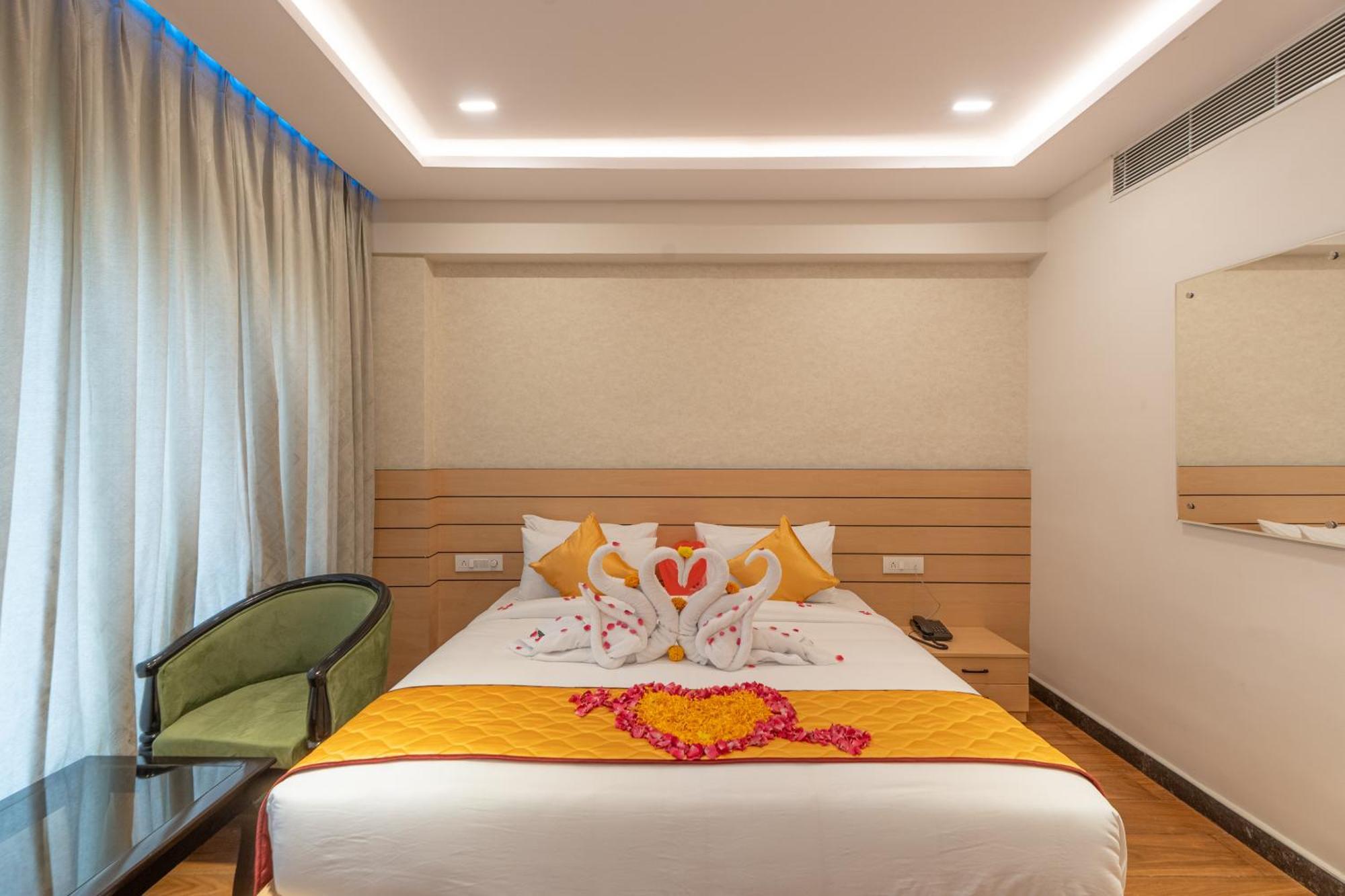 שמשבאד Serene Resort Hyderabad מראה חיצוני תמונה