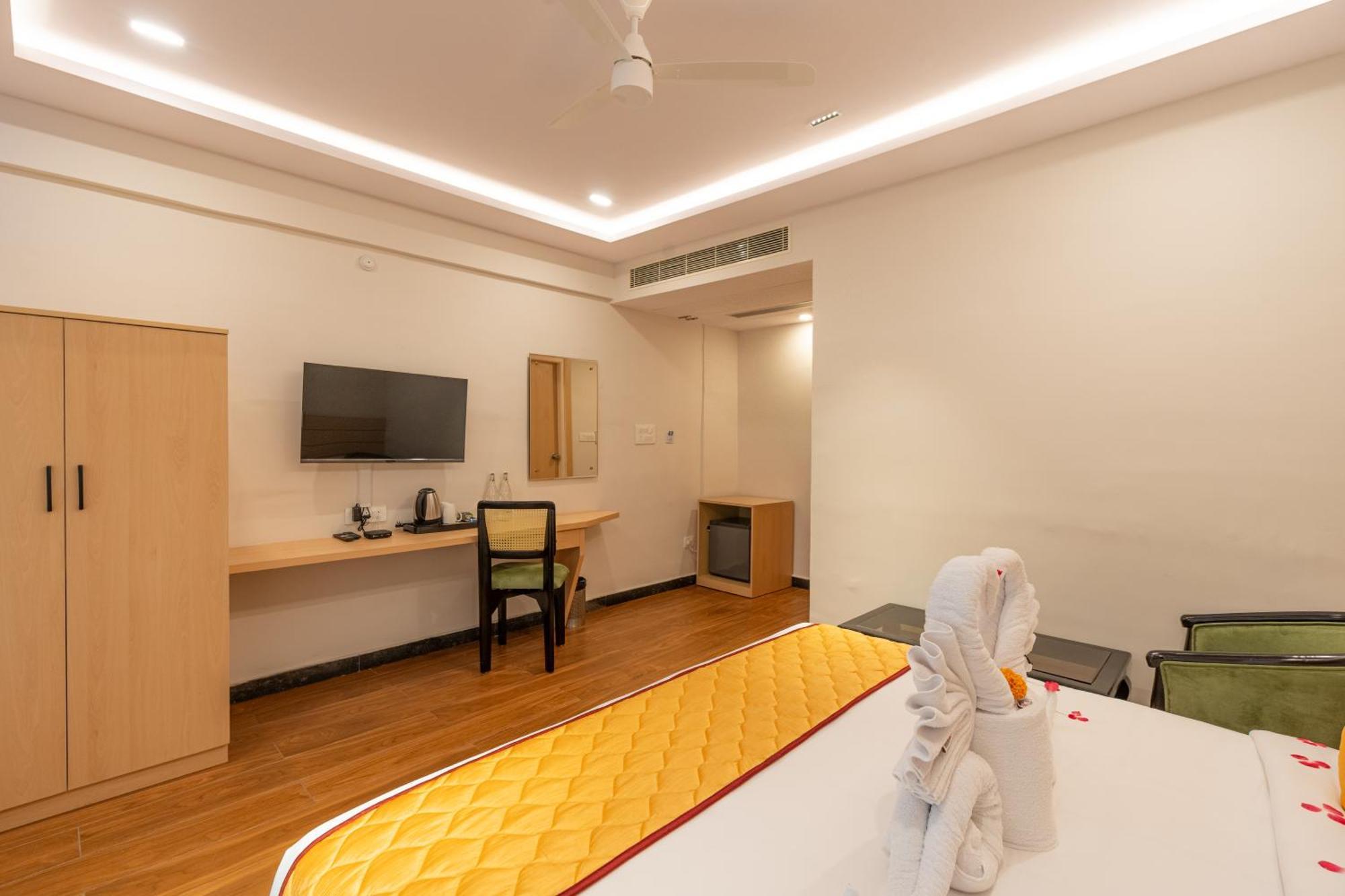 שמשבאד Serene Resort Hyderabad מראה חיצוני תמונה