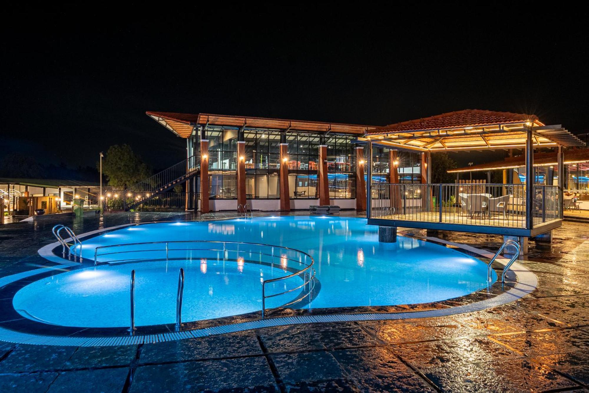 שמשבאד Serene Resort Hyderabad מראה חיצוני תמונה